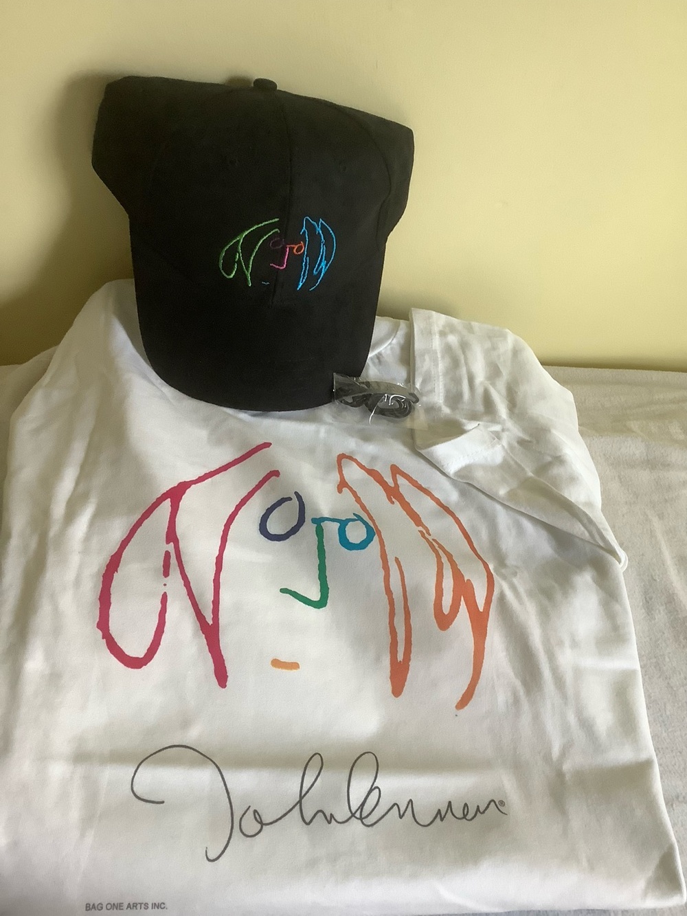 White John Lennon Imagine Tee and Cap-L-New!